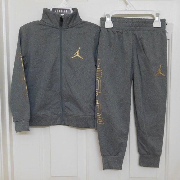 NWT 2pc Air Jordan Gray Zip Front Coat & Pants Gold Logo size 3t